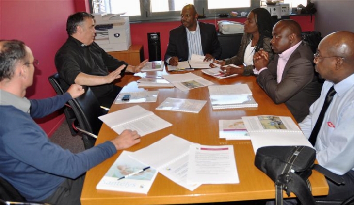 Humanitaire : Le HCID va équiper les hôpitaux ivoiriens avec un important lot de matériel médical